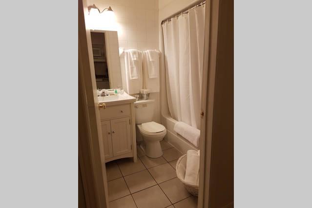Cozy Little Studio #16 By Amazing Property Rentals Gatineau Eksteriør billede